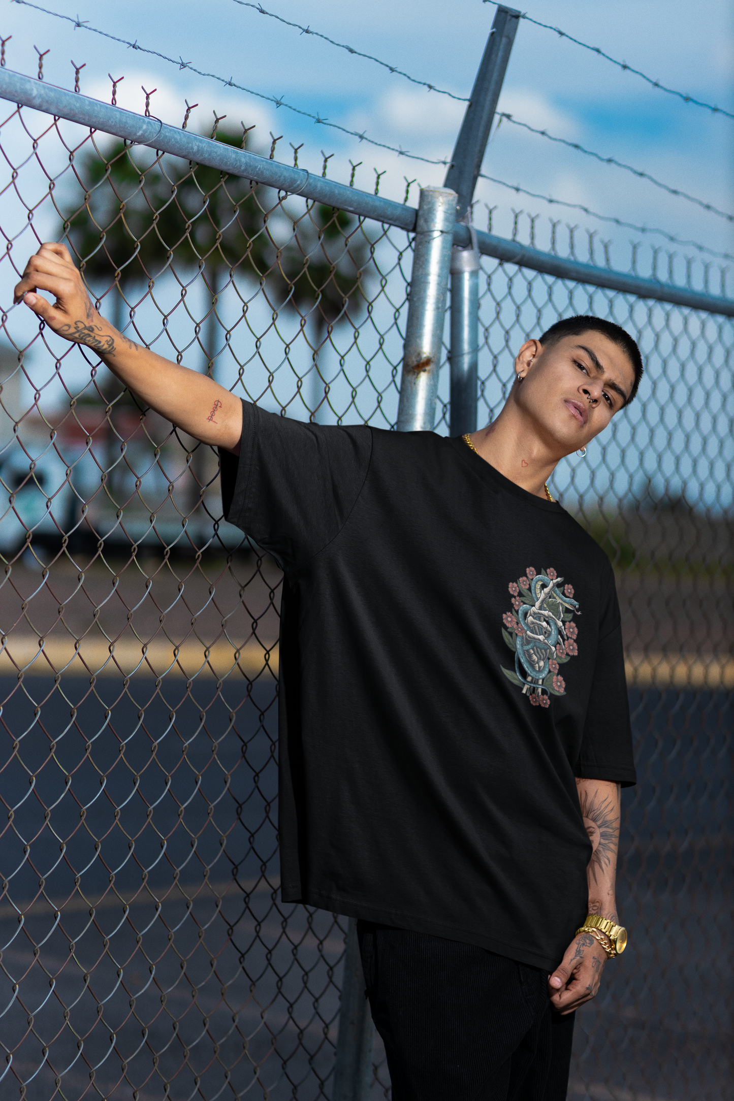 Skeleton And Roses Black Oversized T-Shirt For Men